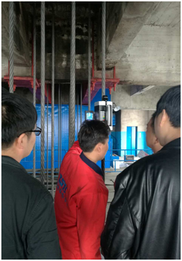 TST黄瓜视频成人在线观看便携式探伤监测系统在平煤集团现场大显身手